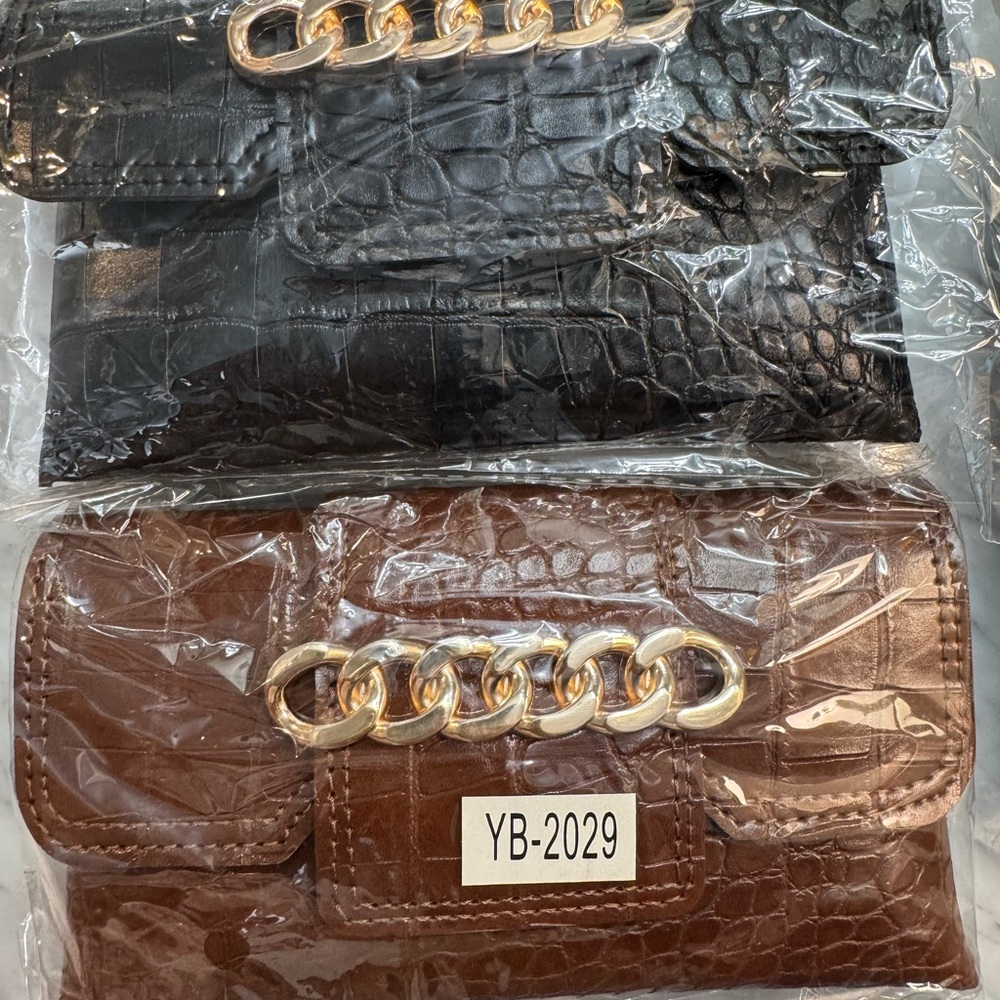 Elegant Black Croc-Embossed Wallet w/Belt Combo